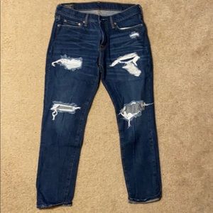 Abercrombie & Fitch destroy denim jeans